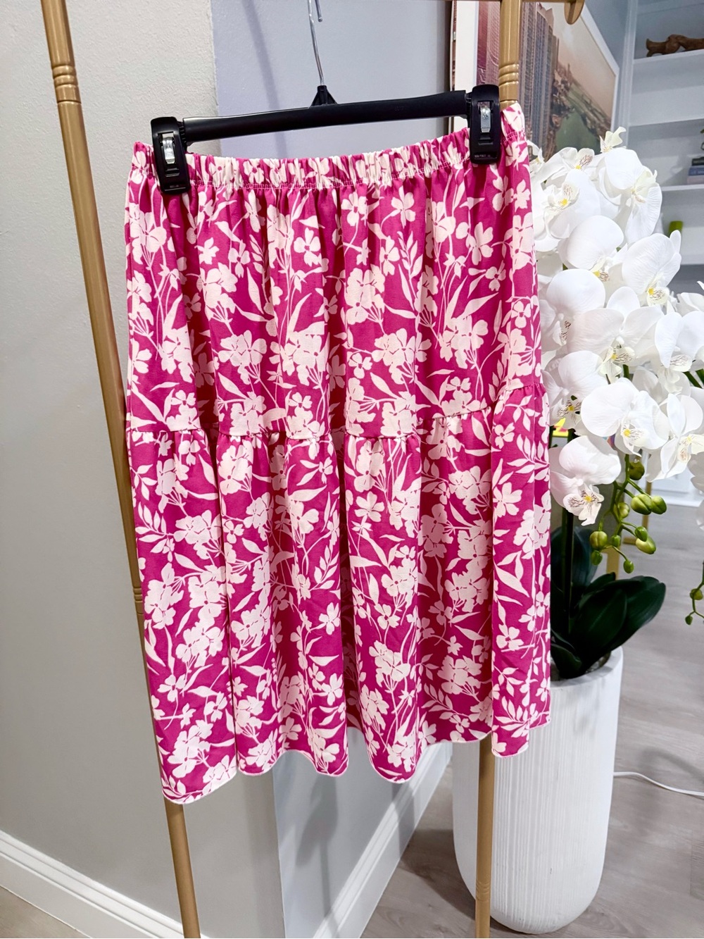 Kate & Mallory pink and white midi skirt size M